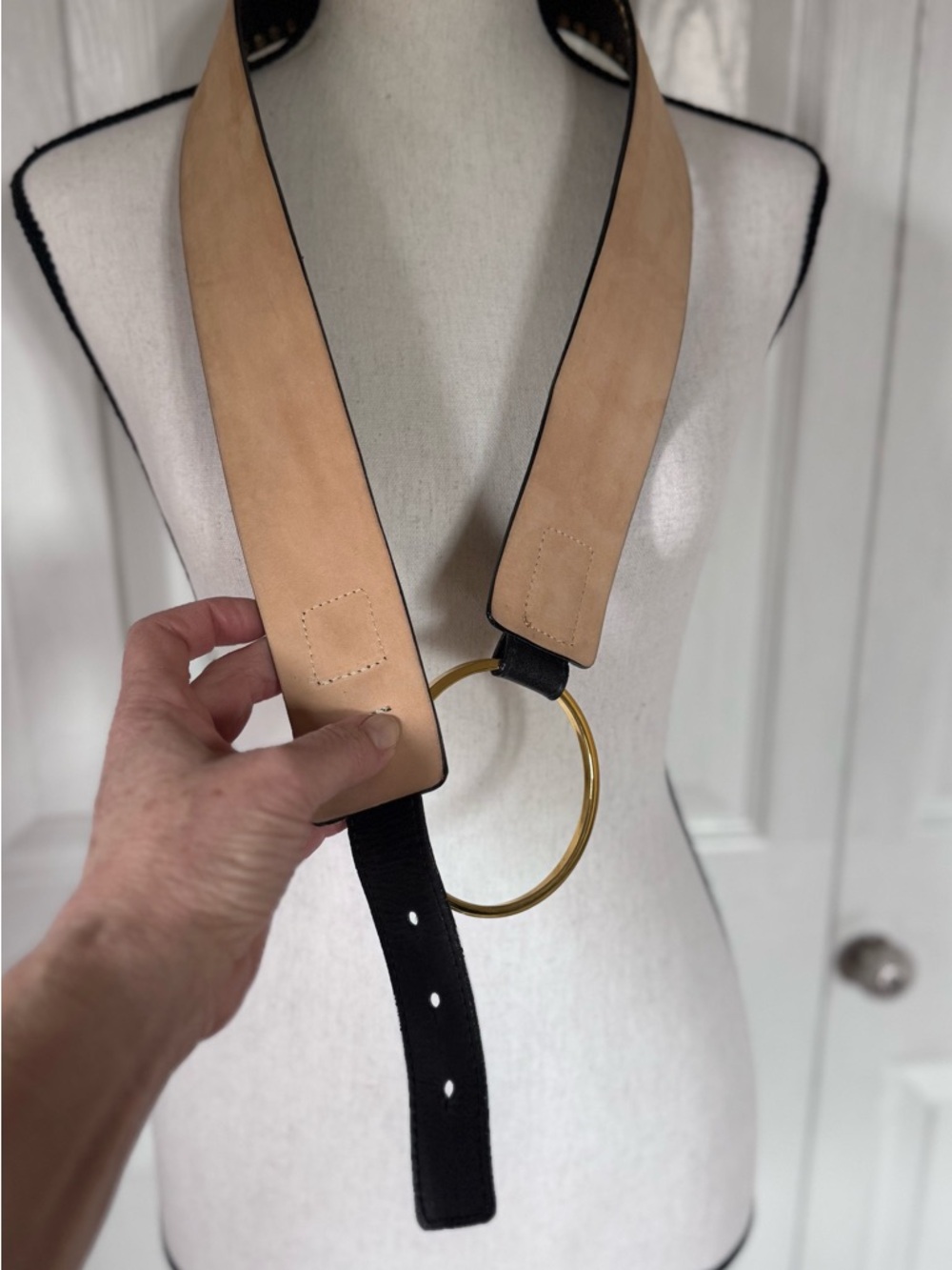 Streets Ahead Gold Ring Black Leather  Belt - Picture 5 of 9